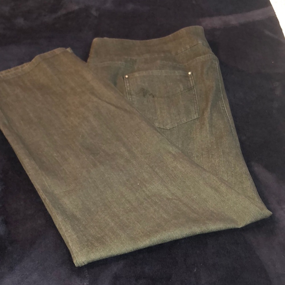 Black Jeans - Picture 3 of 5